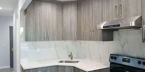 Rented by Chase Global Realty Corp