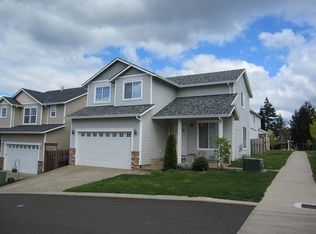 38417 Redwood St, Sandy, OR 97055