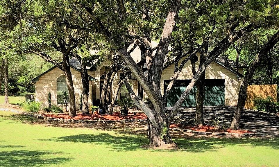 1st image of 601 Village West Dr
