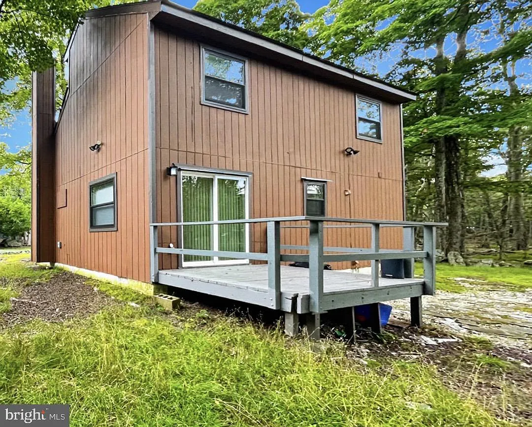 3 bed, 1260 sqft, $2,000 — Photo 4