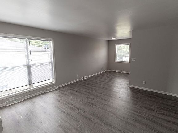 4th image of 7217 N Moberly Dr #A