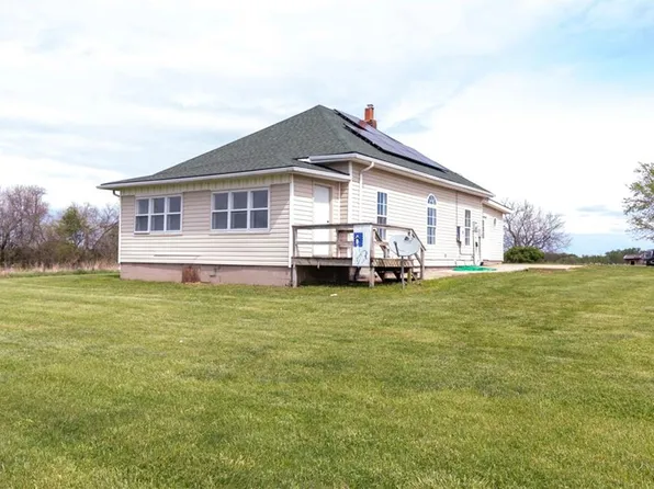 1441 W 6th Hwy, Maysville, MO 64469