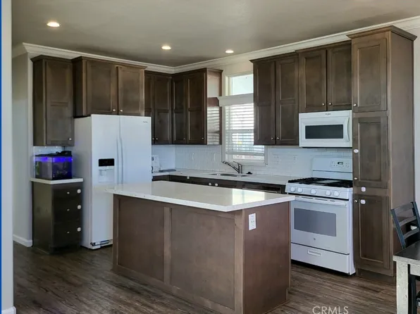 20652 Lassen St Spc 124, Chatsworth, CA 91311