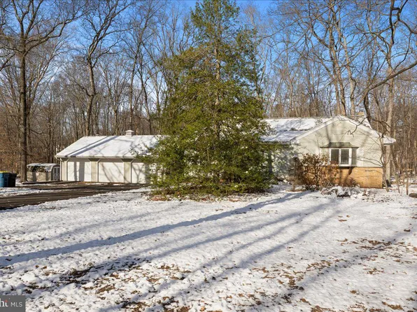 286 N Shady Retreat Rd, Doylestown, PA 18901