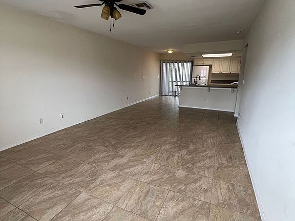 4th image of 4964 Vincennes St APT 104