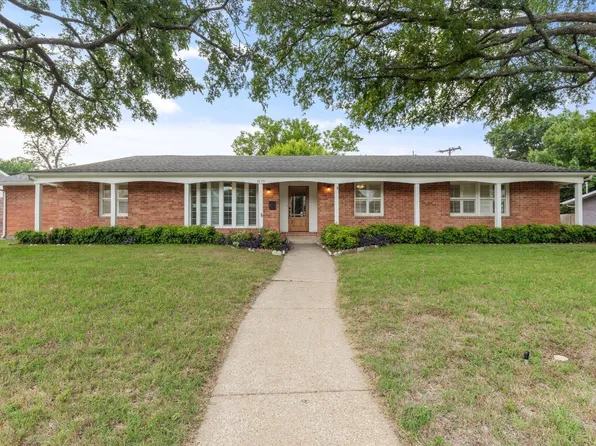 3859 Crown Shore Dr, Dallas, TX 75244