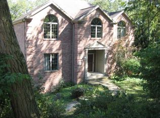 122 Brookdale Cir, Mcmurray, PA