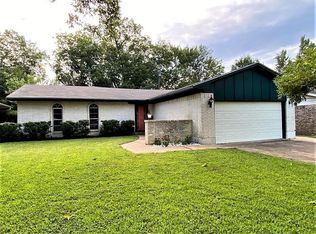 175 25th St SE, Paris, TX 75460