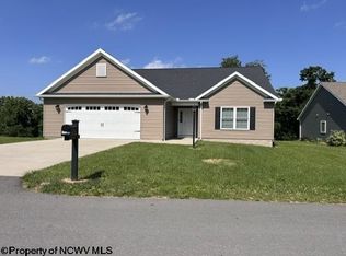 111 Charolais Cir, Fairmont, WV 26554