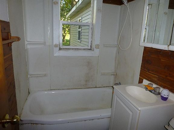 4th image of 3621 Saint Joseph Pl