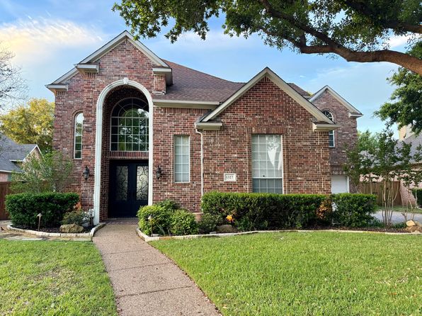 1327 Barrington Dr