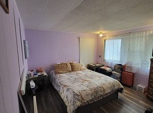 1043 Testa Dr, Justice, IL 60458