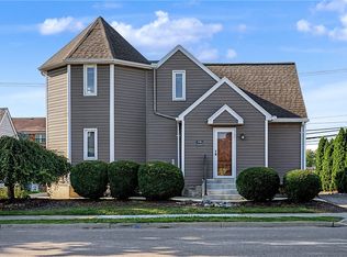 640 W Main St, Tipp City, OH 45371