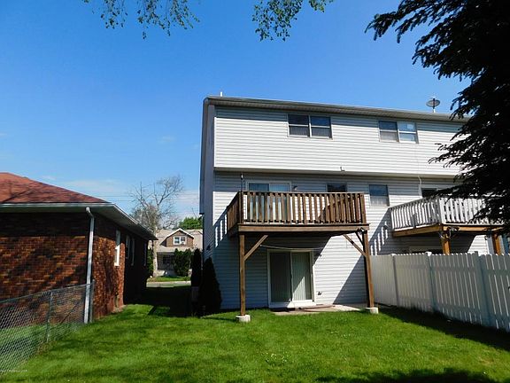 2nd image of 76 1st Ave