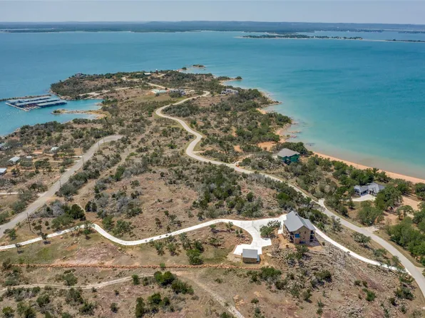 214 Peninsula Dr, Burnet, TX 78611