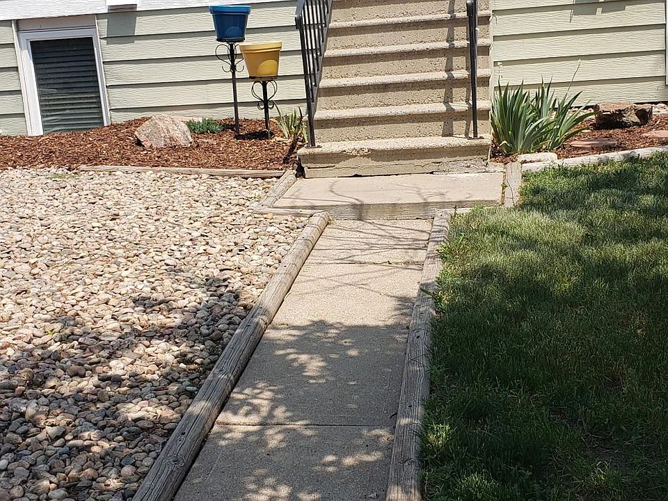1st image of 3435 W Dakota Ave