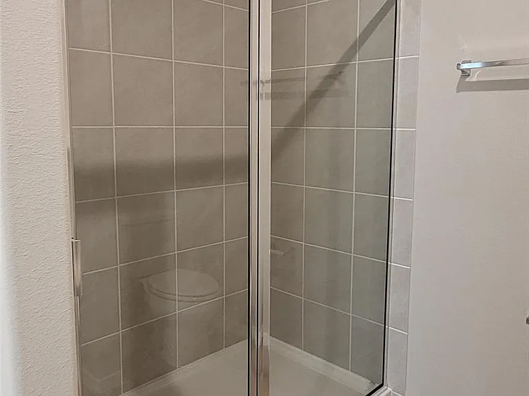 526 Dalloway St — Photo 18