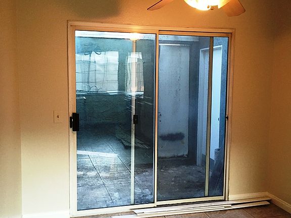 Eat-In Kitchen Area
