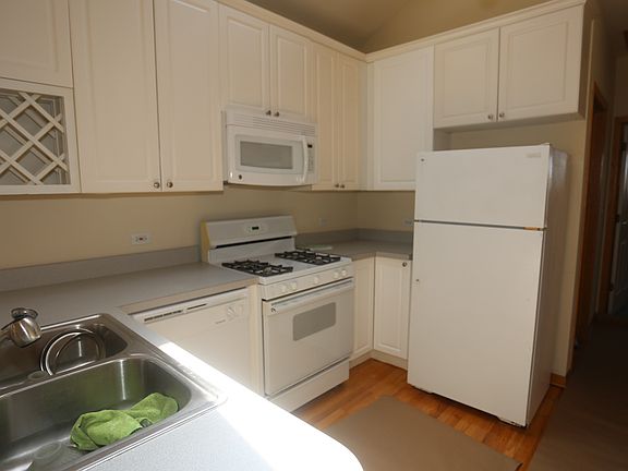 2nd image of 1506 N Bosworth Ave APT 3