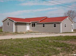 6423 Quail Run Rd, Salem, IL 62881