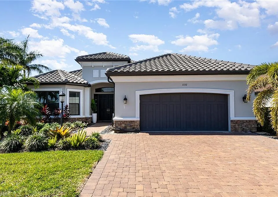 11110 Canal Grande Dr