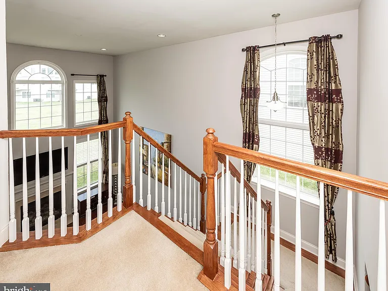 2604 Rockledge Ct — Photo 36