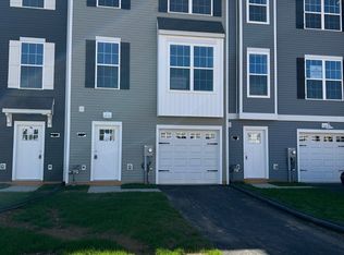 352 Avon Dr, Red Lion, PA 17356