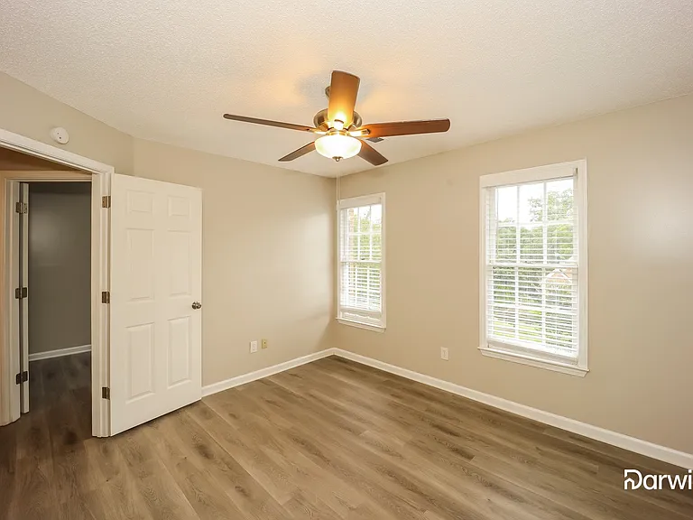 370 Fenbrook Way SW — Photo 13