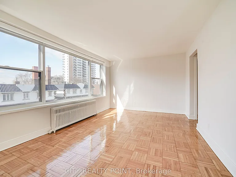 1545 Bathurst St #405 — Photo 5