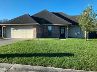 206 Waterberry Dr, Broussard, LA 70518