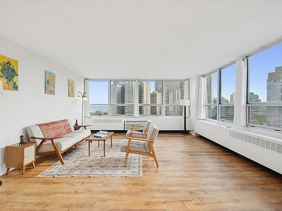 3rd image of 4800 S Chicago Beach Dr APT 1407S