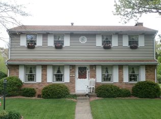 2923 W Vassar Ct, Peoria, IL 61614