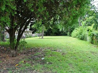 2012 Melbourne St, Houston, TX 77026