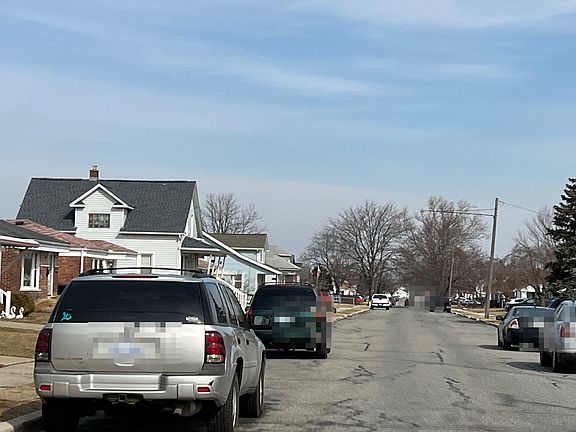 4th image of 4451 17th St