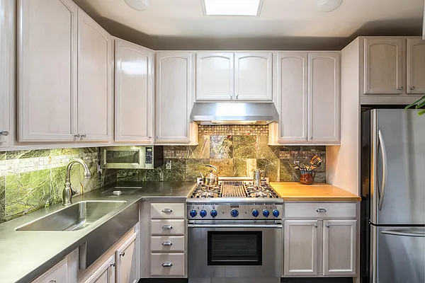 Sold by Town Residential | media 16