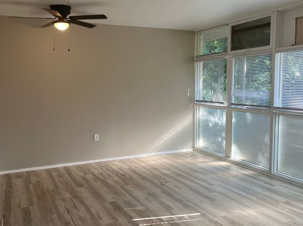 373 Walban Dr #407