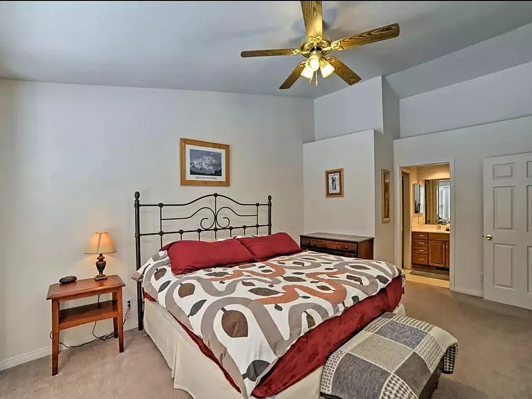 89 Redwood Dr — Photo 14