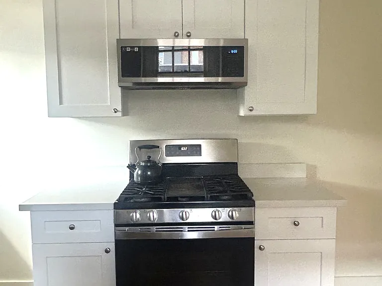 1033 Broadway St #1033 — Photo 7