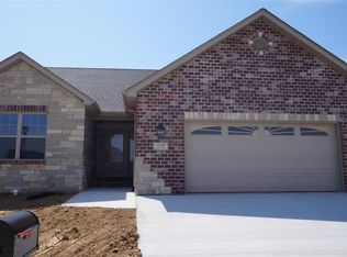 1928 Ravenel, Swansea, IL 62226