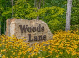 3 Woods Ln, Nashville, IN 47448