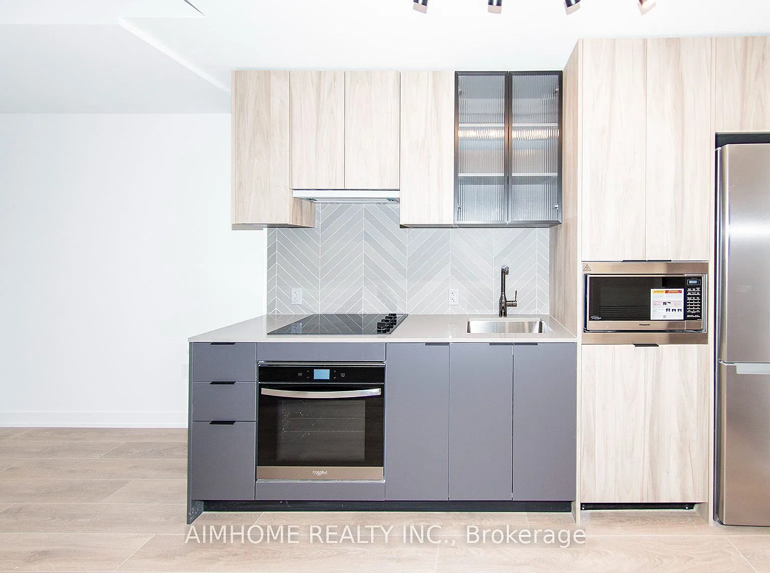 1 bed, $2,100 — Photo 3