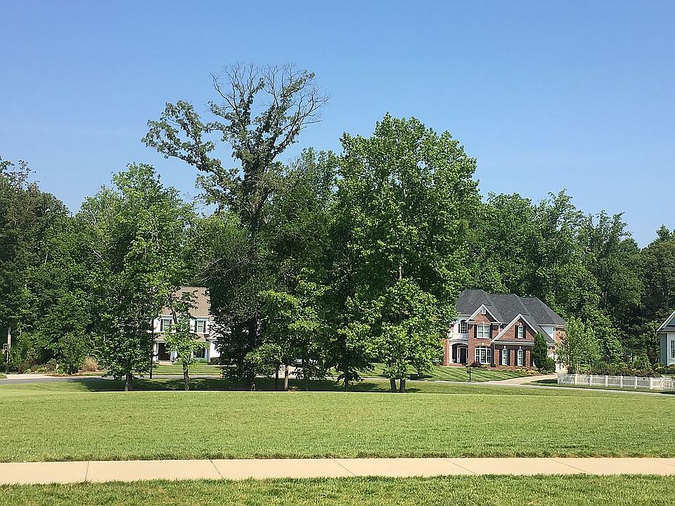Green Space across street!