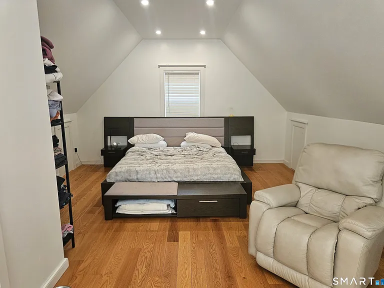 15 N Brook St — Photo 18