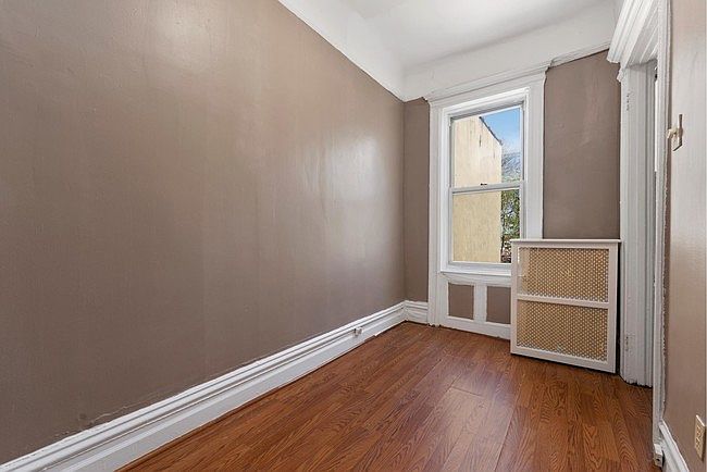 293 New York Ave #3B, Brooklyn, NY 11216 | Zillow