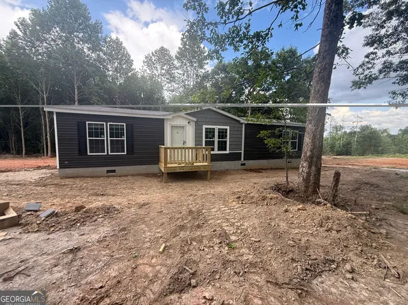 911 Harrison Rd, Carrollton, GA 30117
