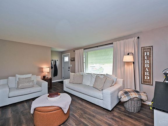 4th image of 1444 Lawrence Ave