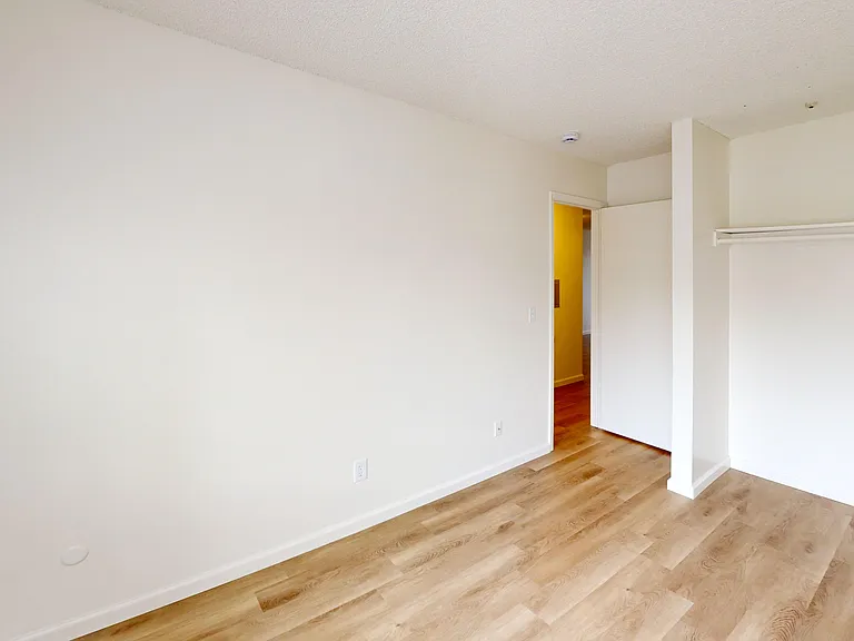 Garden Court Apartments — Photo 6