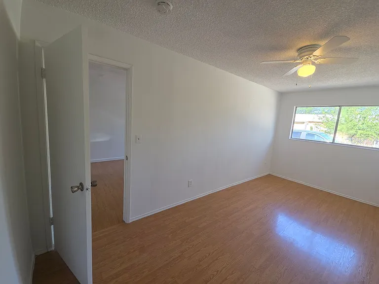 L Street Duplex — Photo 9