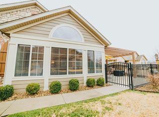 2400 SW Moorland Ln, Bentonville, AR 72713