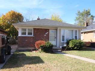 23841 Scotia Rd, Oak Park, MI 48237